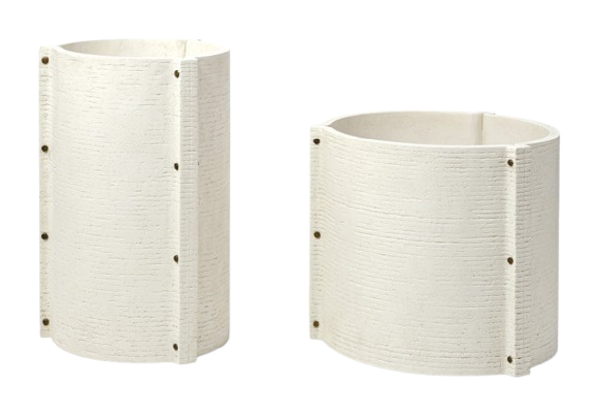 Jardinière extérieure moderne en pierre avec relief texturé et détails bronze peints à la main pour patio et balcon
