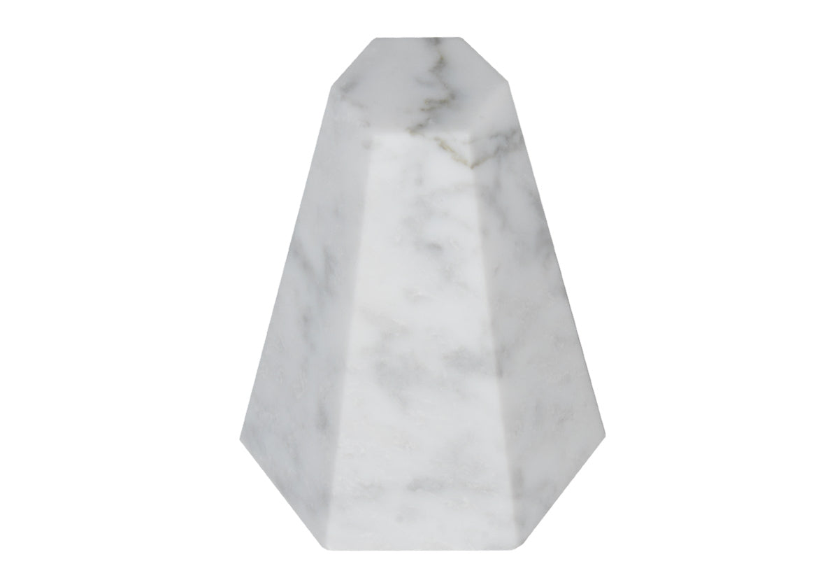 Sculpture géométrique minimaliste en marbre de Carrare avec design multi-formes en pierre massive pour salon et bureau