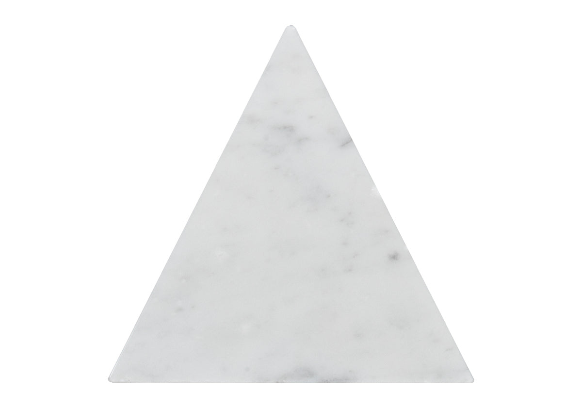 Sculpture géométrique minimaliste en marbre de Carrare avec design multi-formes en pierre massive pour salon et bureau
